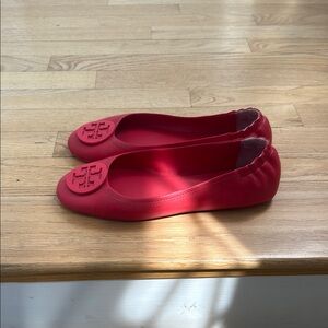 Tory Burch Red Minnie Ballet Flats Classic Slip-On Design